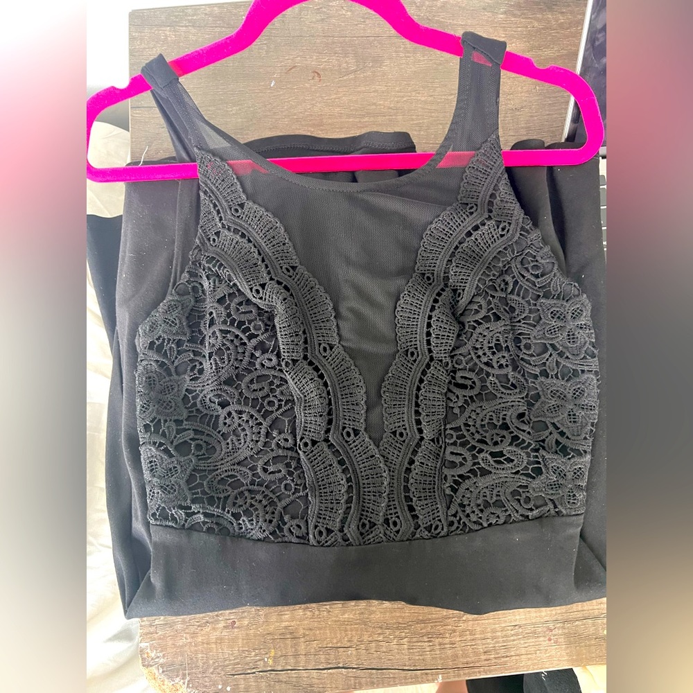 Lulus black L dress